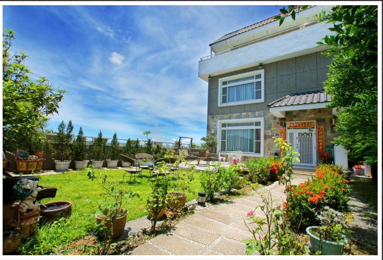 Emaly Homestay Taitung Екстериор снимка