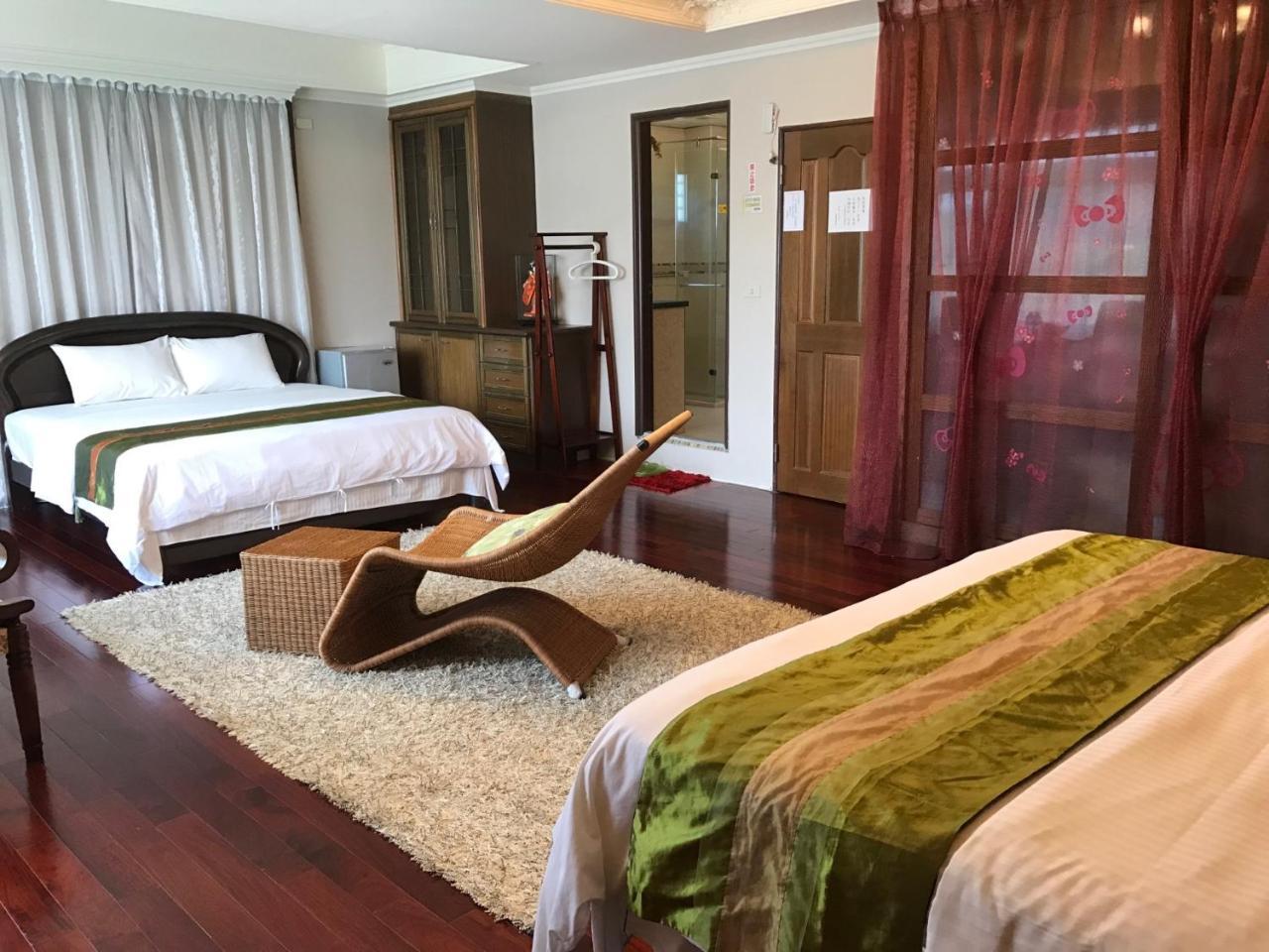 Emaly Homestay Taitung Екстериор снимка