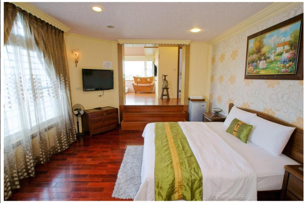Emaly Homestay Taitung Екстериор снимка